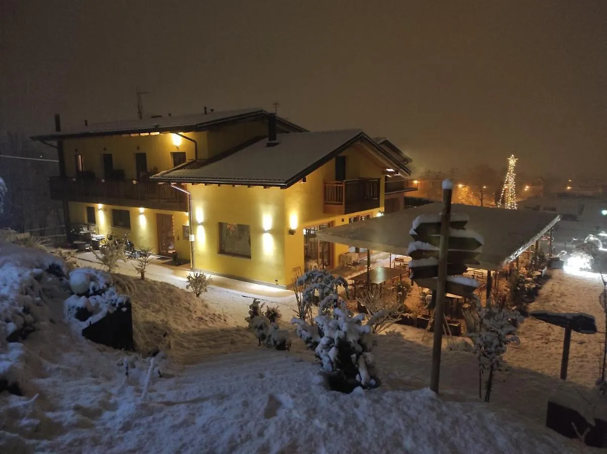 Agriturismo La Soglia Del Parco Ranica Italy